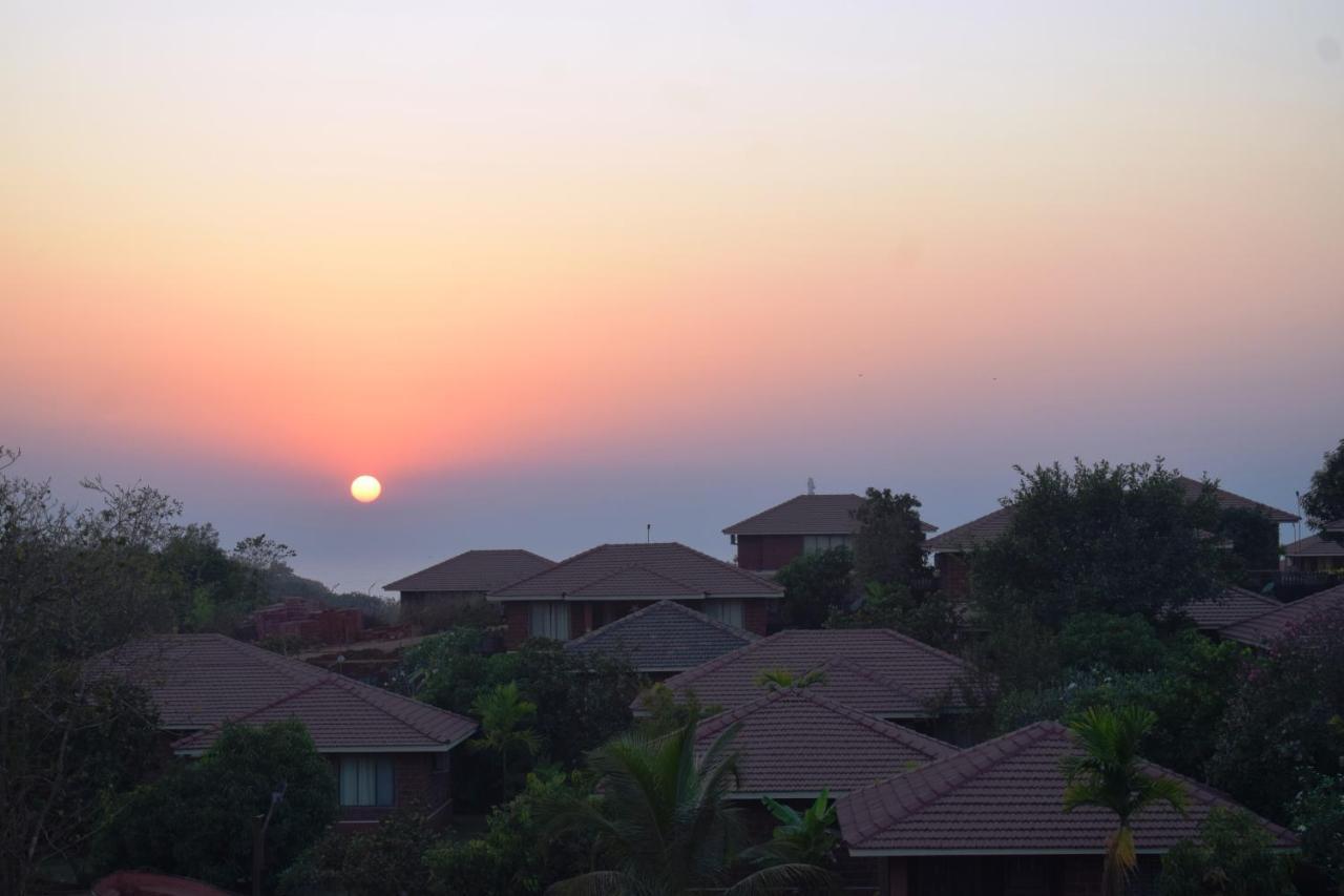 Regenta Resort Mango Village Guhagar Kudān Exterior foto