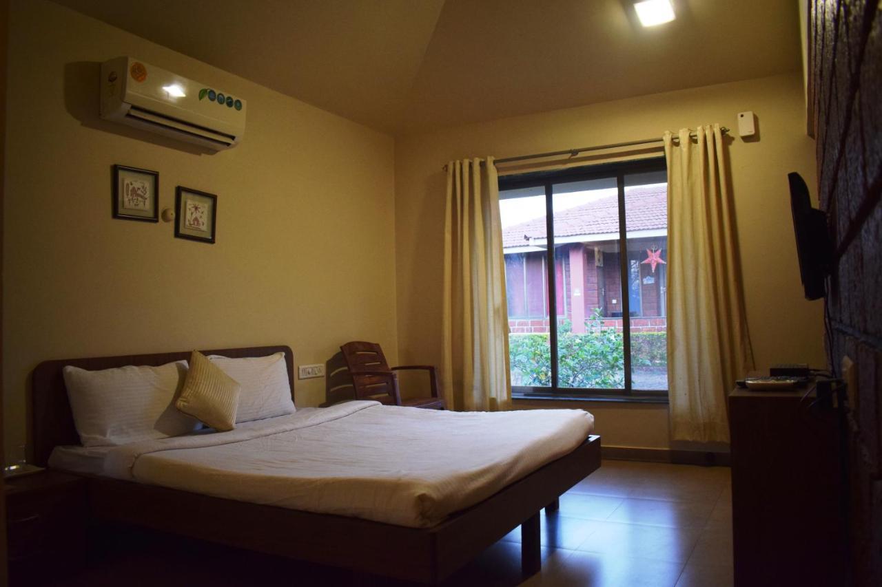 Regenta Resort Mango Village Guhagar Kudān Exterior foto