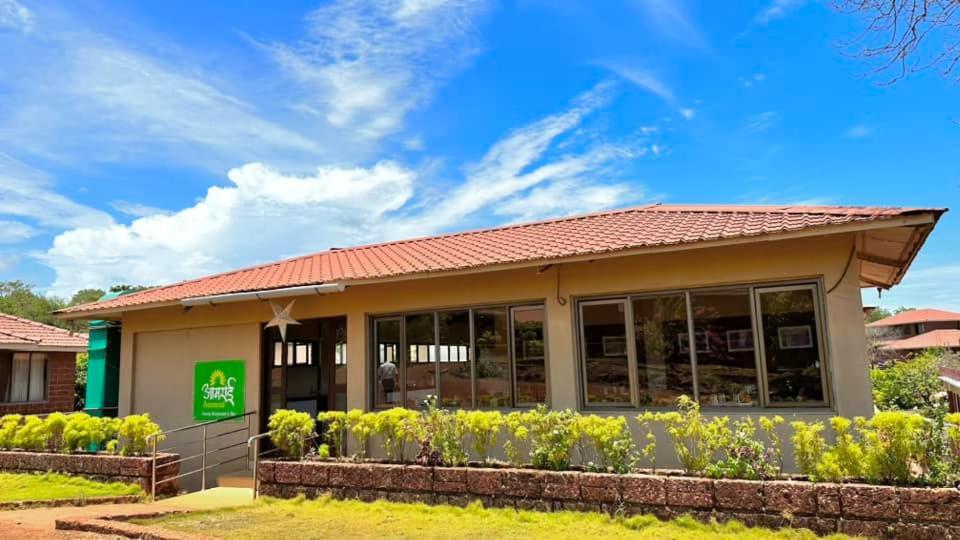 Regenta Resort Mango Village Guhagar Kudān Exterior foto